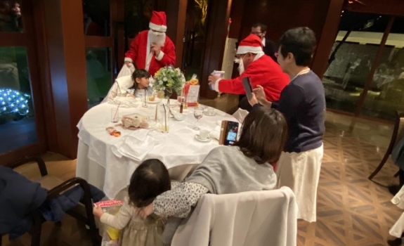 クリスマス家族例会　2022年12月15日　岩崎台俱楽部グラスグラス